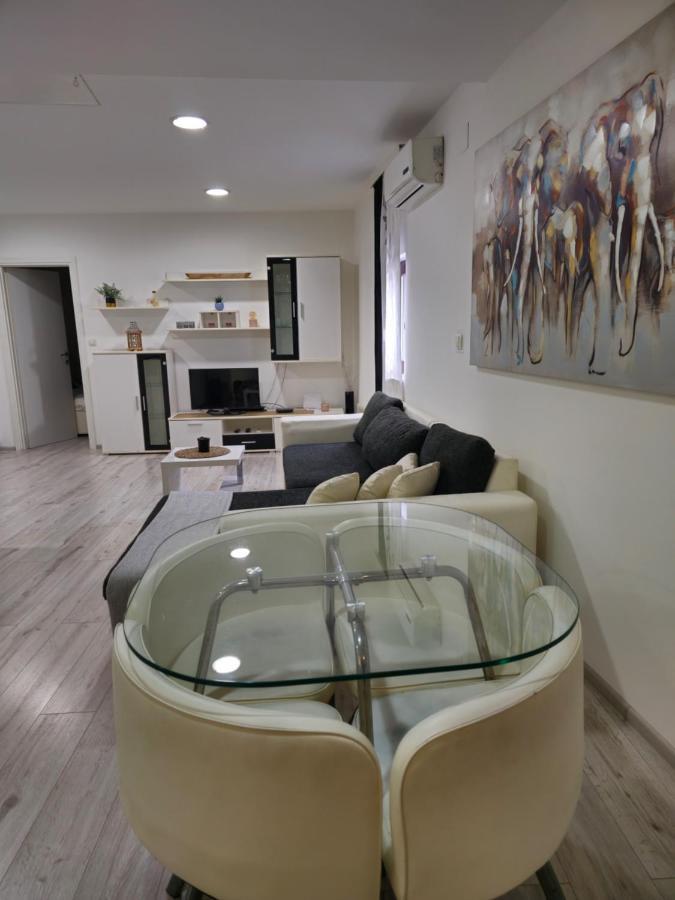 Apartment Aria Vinkovci Dış mekan fotoğraf